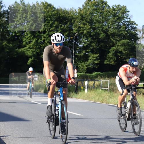 25.08.2024 - Elbe Triathlon Hamburg Fuchs,  Jonas http://msf.ph/oto/6842830 25.08.2024 09:41:34 Radfahren 470, 368, 370, 222, 202, 387, 121, 158 meine-sportfotos.de