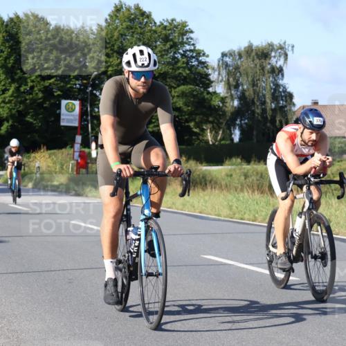 25.08.2024 - Elbe Triathlon Hamburg Fuchs,  Jonas http://msf.ph/oto/6842842 25.08.2024 09:41:35 Radfahren 368, 370, 222, 202, 387, 121, 158 meine-sportfotos.de