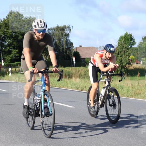 25.08.2024 - Elbe Triathlon Hamburg Fuchs,  Jonas http://msf.ph/oto/6842845 25.08.2024 09:41:35 Radfahren 368, 370, 222, 202, 387, 121, 158 meine-sportfotos.de