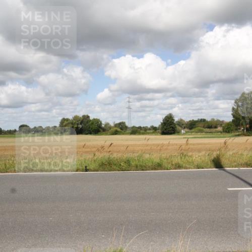 25.08.2024 - Elbe Triathlon Hamburg Fuchs,  Jonas http://msf.ph/oto/6842857 25.08.2024 11:54:11 Radfahren  meine-sportfotos.de