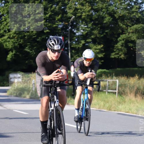 25.08.2024 - Elbe Triathlon Hamburg Fuchs,  Jonas http://msf.ph/oto/6842859 25.08.2024 09:41:36 Radfahren 368, 370, 222, 202, 387, 121, 158 meine-sportfotos.de