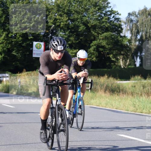 25.08.2024 - Elbe Triathlon Hamburg Fuchs,  Jonas http://msf.ph/oto/6842863 25.08.2024 09:41:36 Radfahren 368, 370, 222, 202, 387, 121, 158 meine-sportfotos.de