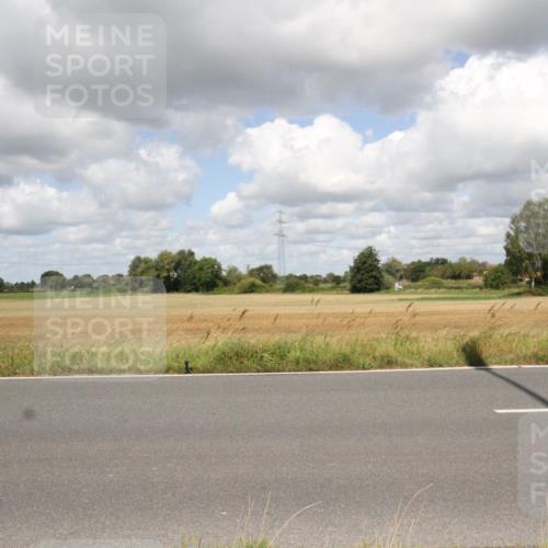 25.08.2024 - Elbe Triathlon Hamburg Fuchs,  Jonas http://msf.ph/oto/6842882 25.08.2024 11:54:13 Radfahren  meine-sportfotos.de