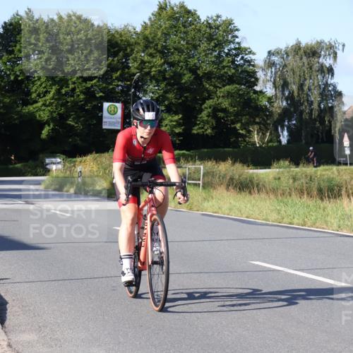 25.08.2024 - Elbe Triathlon Hamburg Fuchs,  Jonas http://msf.ph/oto/6842889 25.08.2024 09:41:38 Radfahren 370, 222, 202, 387, 121, 158 meine-sportfotos.de