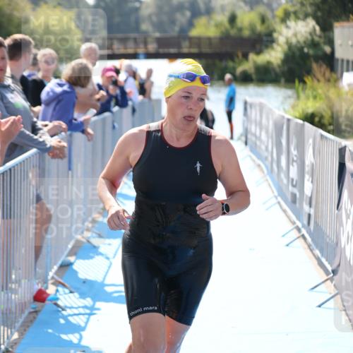 25.08.2024 - Elbe Triathlon Hamburg H.Heesch http://msf.ph/oto/6842908 25.08.2024 14:37:41 Schwimmen  meine-sportfotos.de