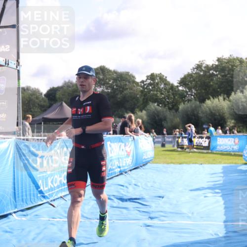 25.08.2024 - Elbe Triathlon Hamburg H.Heesch http://msf.ph/oto/6842916 25.08.2024 10:31:35 Ziel 187, 239 meine-sportfotos.de