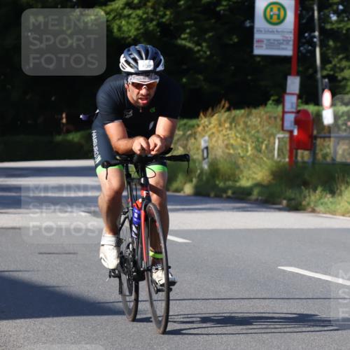 25.08.2024 - Elbe Triathlon Hamburg Fuchs,  Jonas http://msf.ph/oto/6842918 25.08.2024 09:41:40 Radfahren 370, 222, 202, 387, 121, 158 meine-sportfotos.de