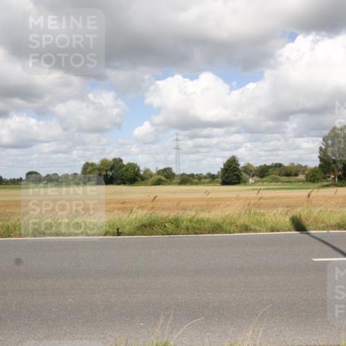 25.08.2024 - Elbe Triathlon Hamburg Fuchs,  Jonas http://msf.ph/oto/6842926 25.08.2024 11:54:14 Radfahren  meine-sportfotos.de