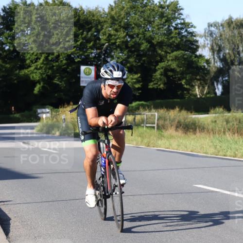 25.08.2024 - Elbe Triathlon Hamburg Fuchs,  Jonas http://msf.ph/oto/6842942 25.08.2024 09:41:40 Radfahren 370, 222, 202, 387, 121, 158 meine-sportfotos.de