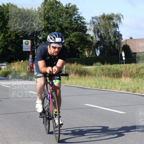 25.08.2024 - Elbe Triathlon Hamburg Fuchs,  Jonas http://msf.ph/oto/6842948 25.08.2024 09:41:41 Radfahren 202, 387, 121, 158 meine-sportfotos.de