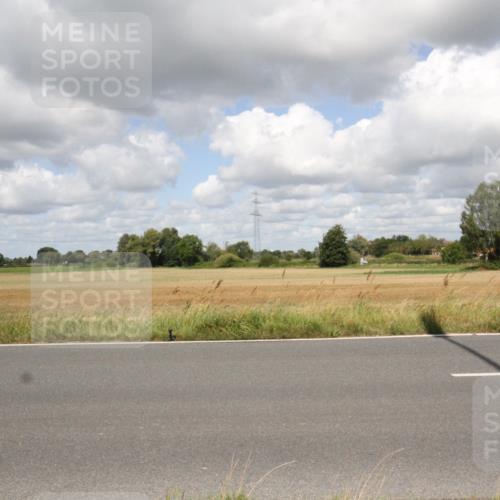 25.08.2024 - Elbe Triathlon Hamburg Fuchs,  Jonas http://msf.ph/oto/6842961 25.08.2024 11:54:16 Radfahren  meine-sportfotos.de