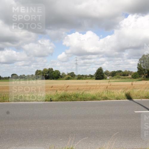 25.08.2024 - Elbe Triathlon Hamburg Fuchs,  Jonas http://msf.ph/oto/6842973 25.08.2024 11:54:16 Radfahren  meine-sportfotos.de