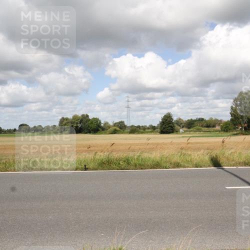 25.08.2024 - Elbe Triathlon Hamburg Fuchs,  Jonas http://msf.ph/oto/6842978 25.08.2024 11:54:16 Radfahren  meine-sportfotos.de
