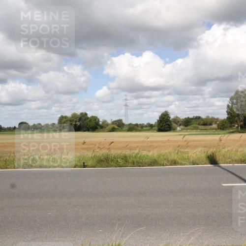 25.08.2024 - Elbe Triathlon Hamburg Fuchs,  Jonas http://msf.ph/oto/6842988 25.08.2024 11:54:17 Radfahren  meine-sportfotos.de
