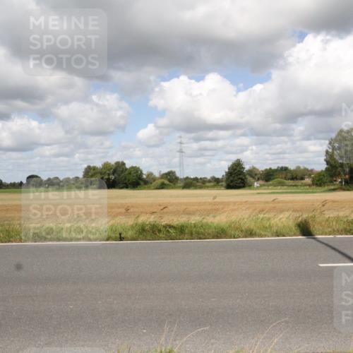 25.08.2024 - Elbe Triathlon Hamburg Fuchs,  Jonas http://msf.ph/oto/6843022 25.08.2024 11:54:18 Radfahren  meine-sportfotos.de