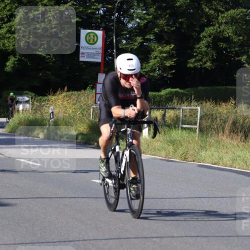 25.08.2024 - Elbe Triathlon Hamburg Fuchs,  Jonas http://msf.ph/oto/6843029 25.08.2024 09:41:54 Radfahren 220, 409, 484, 508 meine-sportfotos.de
