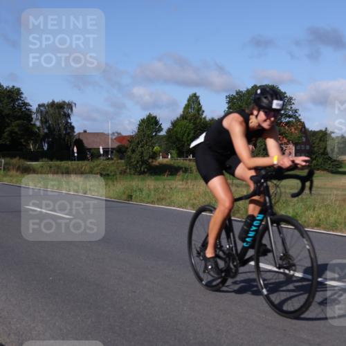 25.08.2024 - Elbe Triathlon Hamburg Fuchs,  Jonas http://msf.ph/oto/6843094 25.08.2024 09:41:57 Radfahren 220, 409, 484, 508, 434, 544 meine-sportfotos.de