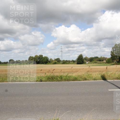 25.08.2024 - Elbe Triathlon Hamburg Fuchs,  Jonas http://msf.ph/oto/6843115 25.08.2024 11:54:22 Radfahren  meine-sportfotos.de