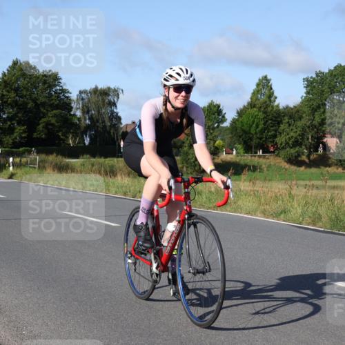 25.08.2024 - Elbe Triathlon Hamburg Fuchs,  Jonas http://msf.ph/oto/6843147 25.08.2024 09:41:59 Radfahren 409, 484, 508, 434, 544 meine-sportfotos.de
