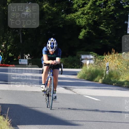 25.08.2024 - Elbe Triathlon Hamburg Fuchs,  Jonas http://msf.ph/oto/6843153 25.08.2024 09:42:00 Radfahren 409, 484, 508, 434, 544 meine-sportfotos.de