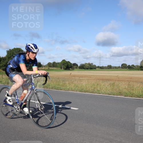 25.08.2024 - Elbe Triathlon Hamburg Fuchs,  Jonas http://msf.ph/oto/6843228 25.08.2024 09:42:03 Radfahren 508, 434, 544 meine-sportfotos.de