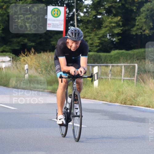 25.08.2024 - Elbe Triathlon Hamburg Fuchs,  Jonas http://msf.ph/oto/6843260 25.08.2024 09:00:34 Radfahren 119, 88, 163, 118, 63 meine-sportfotos.de