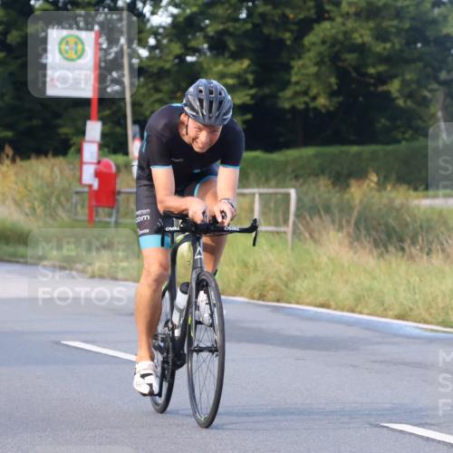 25.08.2024 - Elbe Triathlon Hamburg Fuchs,  Jonas http://msf.ph/oto/6843269 25.08.2024 09:00:35 Radfahren 88, 163, 118, 63 meine-sportfotos.de