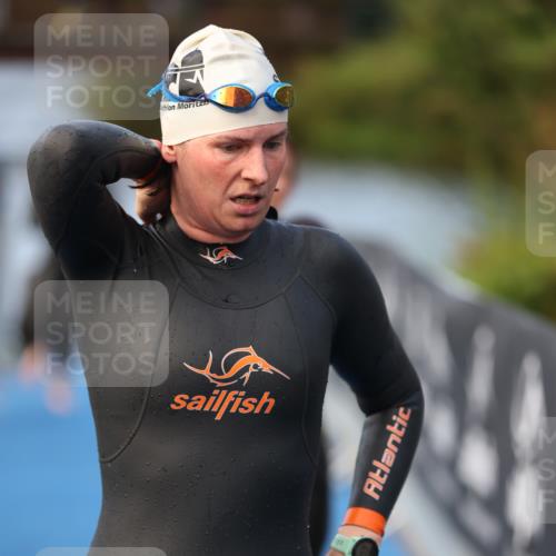 25.08.2024 - Elbe Triathlon Hamburg H.Heesch http://msf.ph/oto/6843307 25.08.2024 08:46:14 Schwimmen 123, 126, 131, 138, 149, 154, 160, 179, 184 meine-sportfotos.de