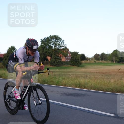 25.08.2024 - Elbe Triathlon Hamburg Fuchs,  Jonas http://msf.ph/oto/6843325 25.08.2024 09:00:37 Radfahren 163, 118, 63 meine-sportfotos.de