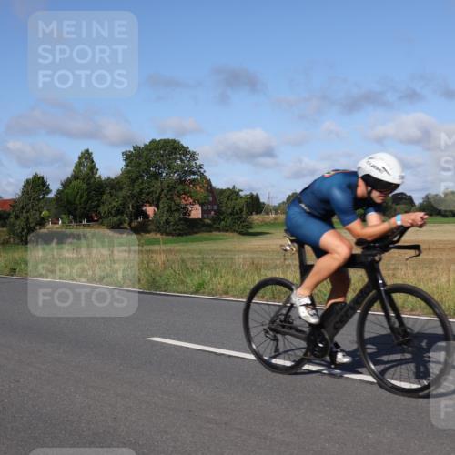 25.08.2024 - Elbe Triathlon Hamburg Fuchs,  Jonas http://msf.ph/oto/6843329 25.08.2024 09:42:12 Radfahren 262, 358, 485, 398 meine-sportfotos.de