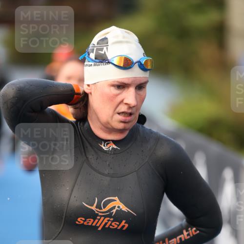 25.08.2024 - Elbe Triathlon Hamburg H.Heesch http://msf.ph/oto/6843345 25.08.2024 08:46:15 Schwimmen 123, 131, 138, 149, 154, 160, 179, 184 meine-sportfotos.de