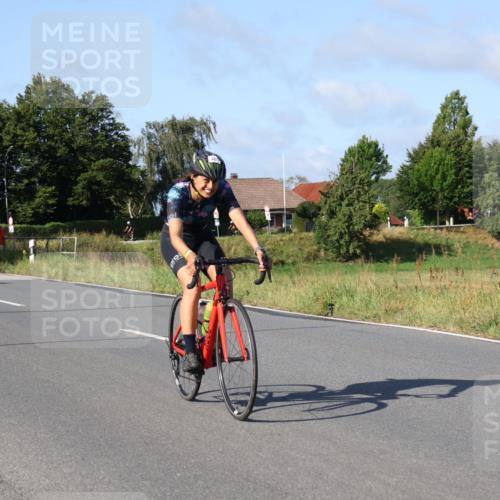 25.08.2024 - Elbe Triathlon Hamburg Fuchs,  Jonas http://msf.ph/oto/6843352 25.08.2024 09:42:13 Radfahren 262, 358, 485, 398, 515 meine-sportfotos.de