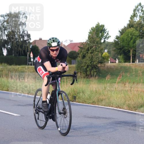 25.08.2024 - Elbe Triathlon Hamburg Fuchs,  Jonas http://msf.ph/oto/6843372 25.08.2024 09:00:41 Radfahren 118, 63 meine-sportfotos.de