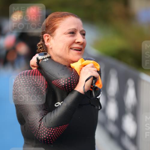25.08.2024 - Elbe Triathlon Hamburg H.Heesch http://msf.ph/oto/6843374 25.08.2024 08:46:16 Schwimmen 123, 131, 138, 149, 154, 160, 179, 184 meine-sportfotos.de