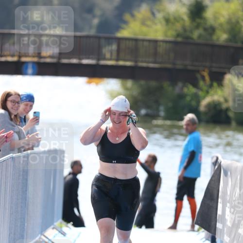 25.08.2024 - Elbe Triathlon Hamburg H.Heesch http://msf.ph/oto/6843409 25.08.2024 14:38:32 Schwimmen  meine-sportfotos.de