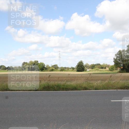 25.08.2024 - Elbe Triathlon Hamburg Fuchs,  Jonas http://msf.ph/oto/6843445 25.08.2024 12:28:49 Radfahren  meine-sportfotos.de