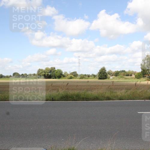 25.08.2024 - Elbe Triathlon Hamburg Fuchs,  Jonas http://msf.ph/oto/6843458 25.08.2024 12:29:06 Radfahren  meine-sportfotos.de