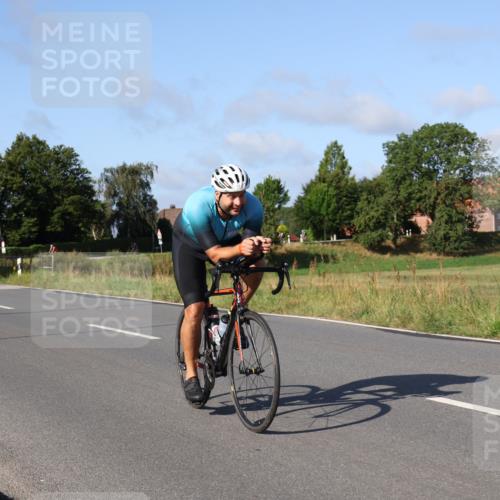25.08.2024 - Elbe Triathlon Hamburg Fuchs,  Jonas http://msf.ph/oto/6843475 25.08.2024 09:42:21 Radfahren 515, 166, 421, 545 meine-sportfotos.de