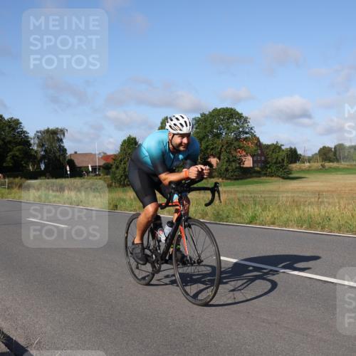 25.08.2024 - Elbe Triathlon Hamburg Fuchs,  Jonas http://msf.ph/oto/6843478 25.08.2024 09:42:21 Radfahren 515, 166, 421, 545 meine-sportfotos.de