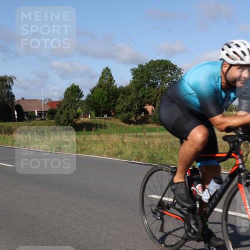25.08.2024 - Elbe Triathlon Hamburg Fuchs,  Jonas http://msf.ph/oto/6843483 25.08.2024 09:42:21 Radfahren 515, 166, 421, 545 meine-sportfotos.de