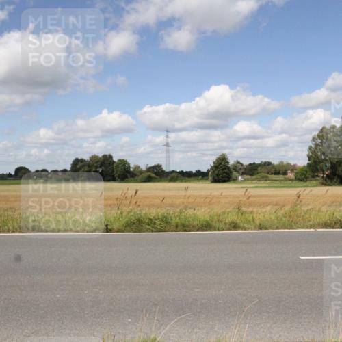 25.08.2024 - Elbe Triathlon Hamburg Fuchs,  Jonas http://msf.ph/oto/6843491 25.08.2024 12:38:47 Radfahren  meine-sportfotos.de