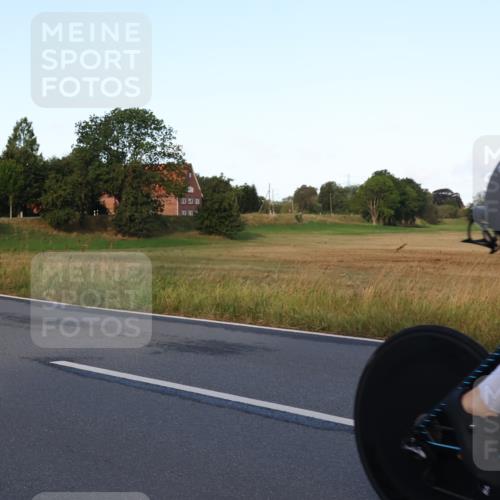 25.08.2024 - Elbe Triathlon Hamburg Fuchs,  Jonas http://msf.ph/oto/6843492 25.08.2024 09:01:00 Radfahren 65, 44 meine-sportfotos.de