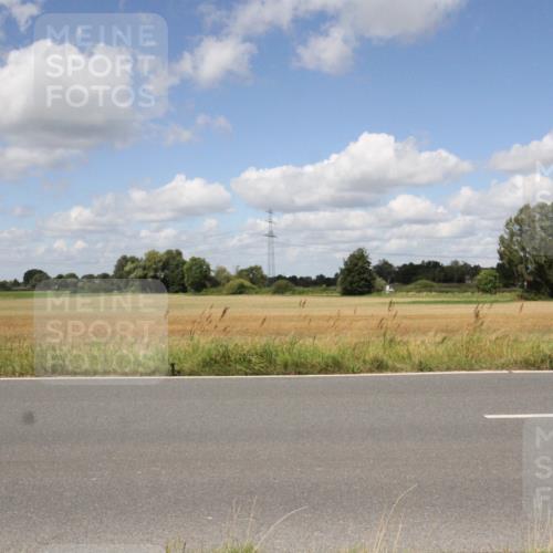 25.08.2024 - Elbe Triathlon Hamburg Fuchs,  Jonas http://msf.ph/oto/6843498 25.08.2024 12:39:13 Radfahren  meine-sportfotos.de