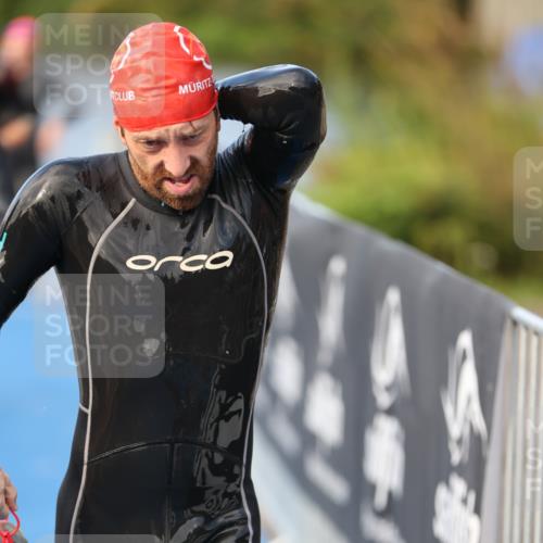 25.08.2024 - Elbe Triathlon Hamburg H.Heesch http://msf.ph/oto/6843509 25.08.2024 08:46:19 Schwimmen 113, 123, 131, 138, 149, 150, 154, 160, 179, 184 meine-sportfotos.de