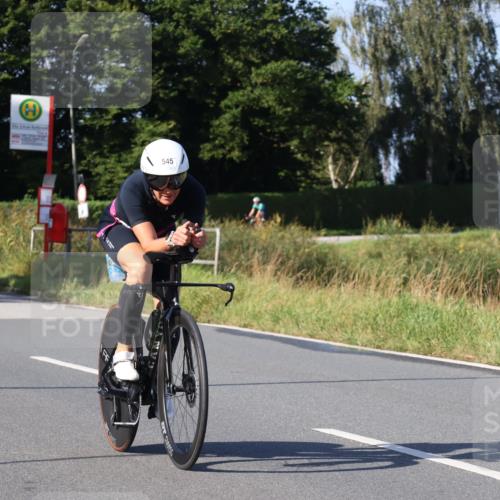 25.08.2024 - Elbe Triathlon Hamburg Fuchs,  Jonas http://msf.ph/oto/6843536 25.08.2024 09:42:25 Radfahren 515, 166, 421, 545, 285, 235 meine-sportfotos.de