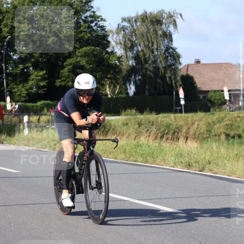 25.08.2024 - Elbe Triathlon Hamburg Fuchs,  Jonas http://msf.ph/oto/6843542 25.08.2024 09:42:26 Radfahren 166, 421, 545, 285, 235, 372, 378 meine-sportfotos.de