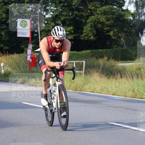 25.08.2024 - Elbe Triathlon Hamburg Fuchs,  Jonas http://msf.ph/oto/6843546 25.08.2024 09:01:24 Radfahren 85, 173 meine-sportfotos.de