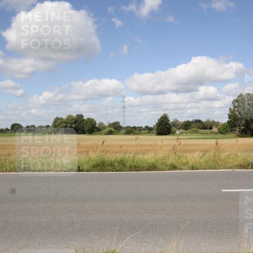25.08.2024 - Elbe Triathlon Hamburg Fuchs,  Jonas http://msf.ph/oto/6843549 25.08.2024 12:40:40 Radfahren  meine-sportfotos.de