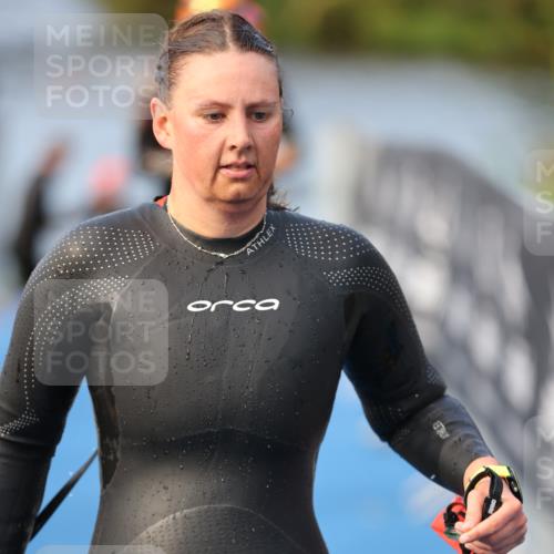 25.08.2024 - Elbe Triathlon Hamburg H.Heesch http://msf.ph/oto/6843556 25.08.2024 08:46:21 Schwimmen 113, 123, 131, 138, 149, 150, 154, 160, 179, 184 meine-sportfotos.de