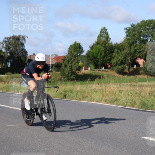 25.08.2024 - Elbe Triathlon Hamburg Fuchs,  Jonas http://msf.ph/oto/6843558 25.08.2024 09:42:26 Radfahren 166, 421, 545, 285, 235, 372, 378 meine-sportfotos.de